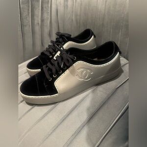 Chanel Sneakers 😍